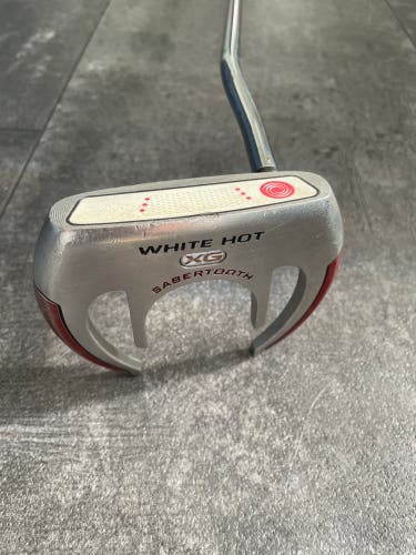 Gray Unisex 2006 Odyssey White Hot XG Sabertooth Counterbalanced Right Handed Putter 35" (Used)
