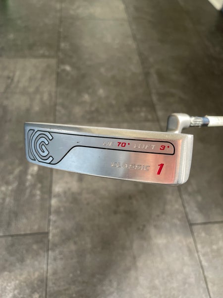 Gray Unisex Cleveland Classic 1 Mallet Right Handed Putter 34.5" (Used)