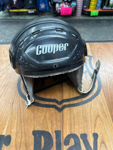 Cooper XL7 Small black Helmet