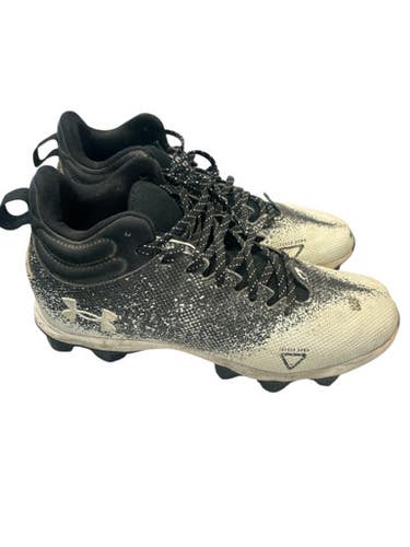 Used Under Armour ART3025083-001 Adult FB Cleats Black And White Senior 8 11862-S000091975