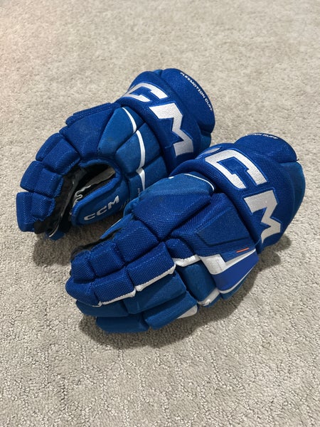 Royal Blue Senior CCM Tacks XF Gloves 14" (Used)