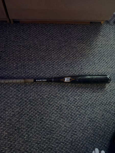 Easton V12 Bat (-3) 29 oz 32" (Used)