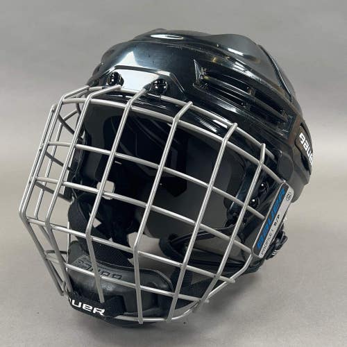 Bauer BHH3800 Small 6 1/2" to 7 1/8" Senior Hockey Helmet