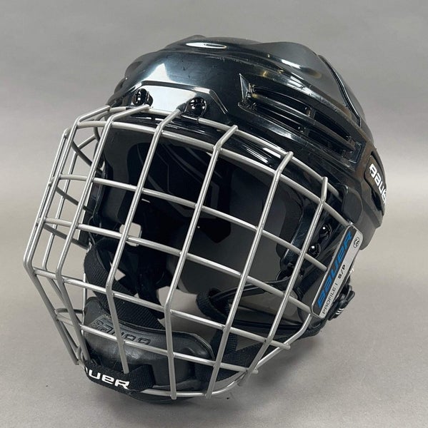 Bauer BHH3800 Small 6 1/2" to 7 1/8" Senior Hockey Helmet