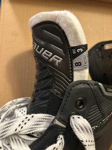 BRAND NEW Bauer Supreme Shadow Skates with Fly-Ti Blades Size 8 Fit 3