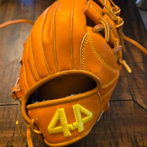 44 Pro RH Infield Signature Series Baseball Glove 11.5"