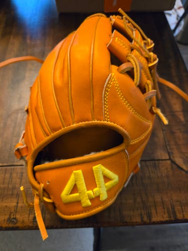 44 Pro RH Infield Signature Series Baseball Glove 11.5"