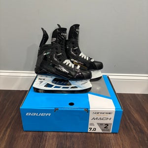 Bauer Supreme Mach Hockey Skates size 7 fit 2 (New)