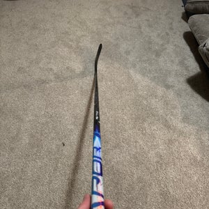 Senior Bauer Vapor FlyLite Left Hand Hockey Stick P92 77 Flex (Used)