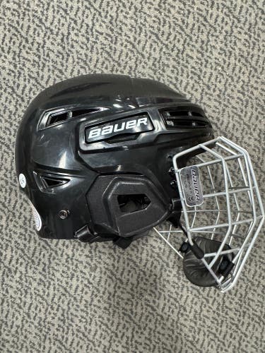 Large Bauer IMS 5.0 Helmet (Used)