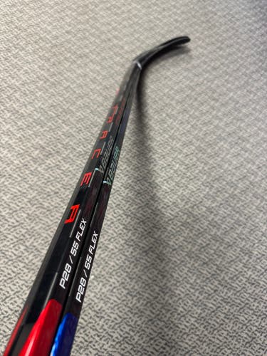 Intermediate Bauer Nexus Tracer Right Handed Hockey Stick P28 55 Flex (New)
