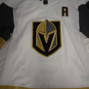 Vegas Golden Knights away Jack Eichel Jersey Men’s Extra Small (44)