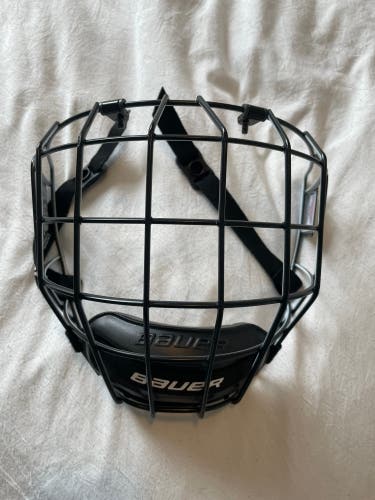 Medium Bauer Profile II Facemask Full Cage (New)