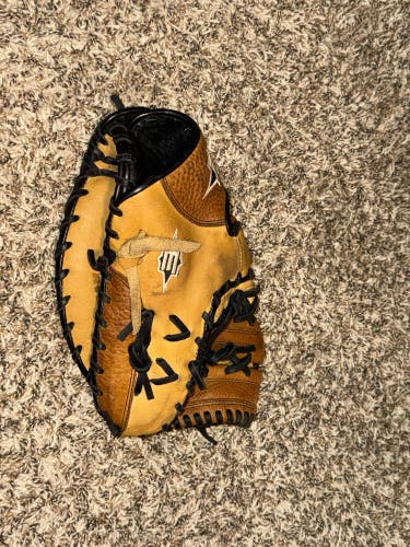 Easton Rival RH Baseball Glove 12.75" (Used)