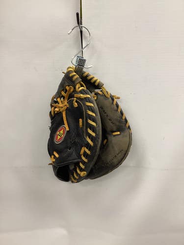 Used Easton BLACK MAGIC BB/SB Catchers RH Throw Black 32" 11851-S000041280
