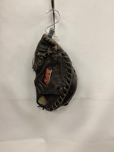 Used All Star YOUNG PRO SERIES BB/SB Catchers RH Throw Black 32 1/2" 11851-S000041286