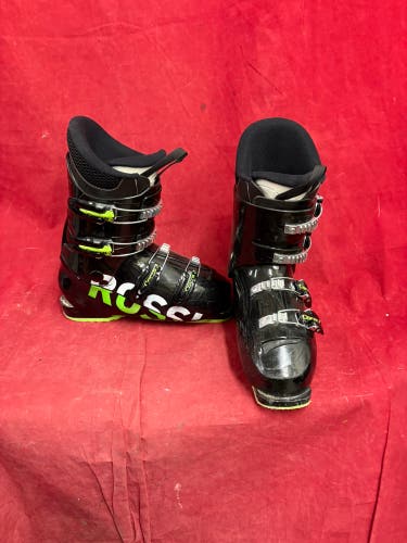 Ski Boots: Mondo 25 & 25.5 Men's Rossignol Ski Boots (Used)