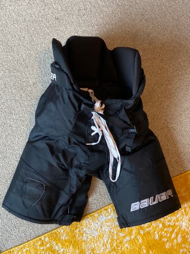 Senior Small Bauer Nexus Pro Hockey Pants (Used)