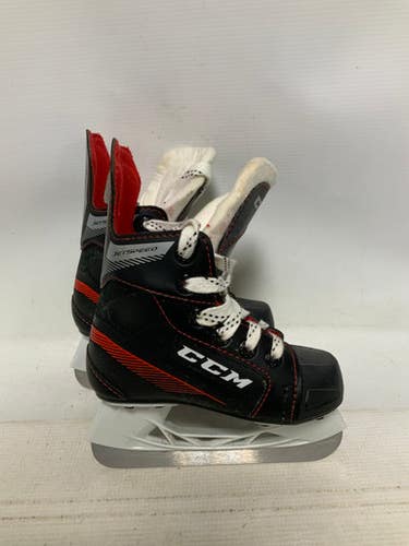Used CCM JETSPEED Youth Hockey Skate Youth 09.0 11823-S000036376