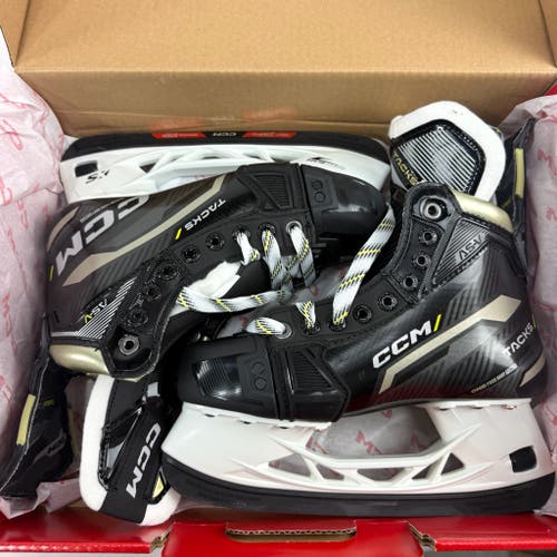 Brand New CCM Tacks ASV Skates | Intermediate Size 5 Regular - #J735