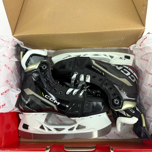 Brand New CCM Tacks ASV Skates | Intermediate Size 5 Wide - #J732