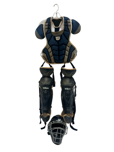 Used Wilson C1K Catchers Helmet w/Mask Navy Blue SM 11692-S000144692