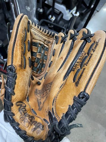 Used Rawlings RS1150 BB/SB Glove RH Throw Brown 11 1/2" 11605-S000208368