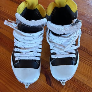 Bauer Supreme One100 Hockey Goalie Skates Regular Width 10.5