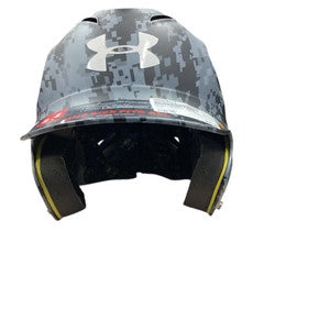 Used Under Armour HELMET Batting Helmet No Mask Black One Size 11846-S000098112