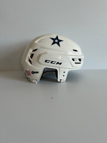 Used White Medium CCM Tacks 310 Helmet