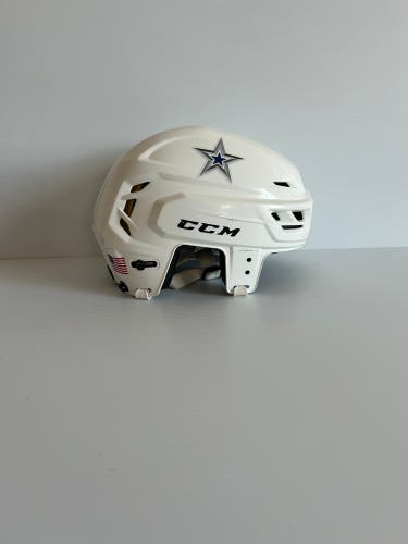 Used White Small CCM Tacks 310 Helmet