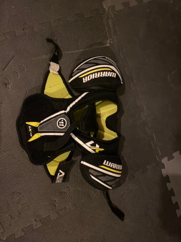 Large Youth Warrior ALPHA LX PRO Shoulder Pads (Used)
