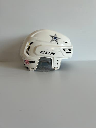 Used White Small CCM Tacks 310 Helmet