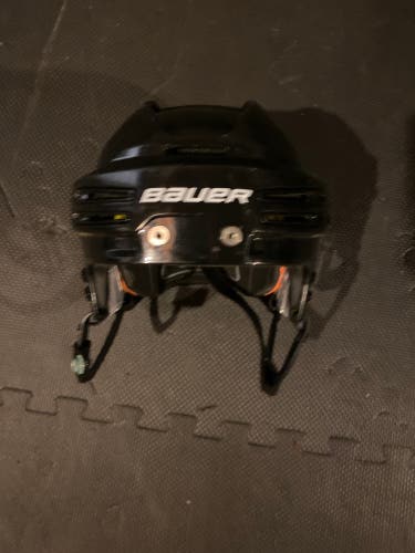 Small Bauer Re-Akt 75 Helmet (Used)