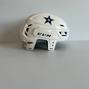Used White Medium CCM Tacks 710 Helmet