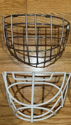 (Used) LOT 2 of cages (Read description)