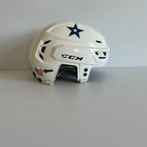 Used White Medium CCM Tacks 710 Helmet