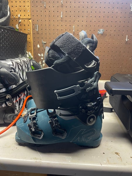 Mondo 25 & 25.5 Men's K2 BFC Ski Boots Medium Flex (Used)