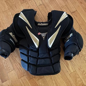 Medium Mckenney CA 895 Pro Extreme Goalie Chest Protector Pro Stock (Used)