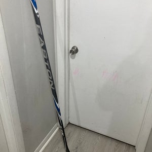 Senior Easton Stealth S15 Zetterberg Right Handed Hockey Stick P4 Pattern 85 Flex Mid-Heel Curve