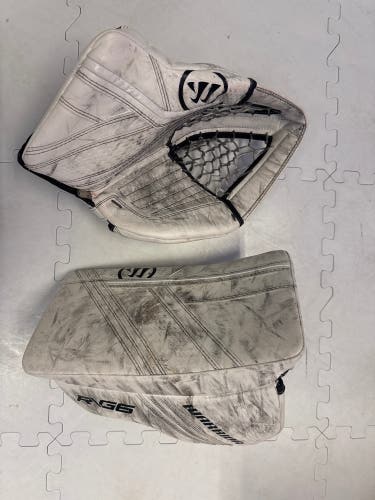 Intermediate Warrior Ritual G6 E+ Goalie Gloves & Blockers set Regular (Used)