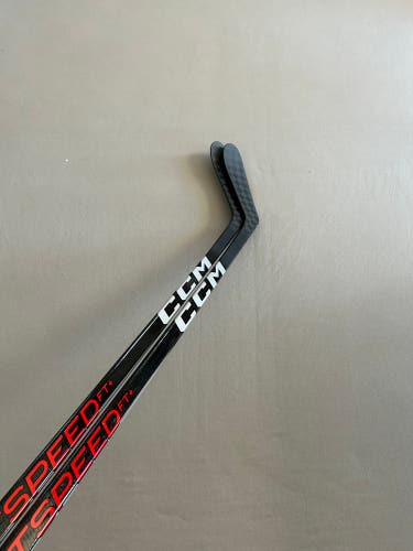 *2 Pack* of New 55 Flex P28 Intermediate CCM JetSpeed FT+ Left Hand Hockey Sticks