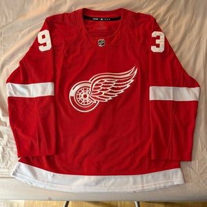 Detroit Red Wings Men's Adidas Jersey (New)