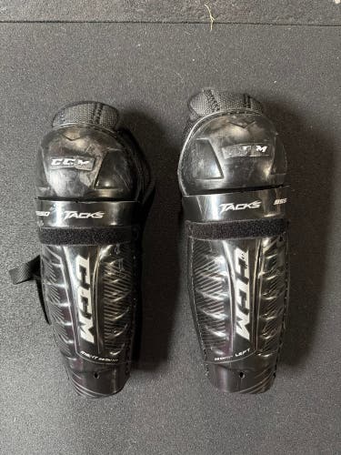 Junior CCM Tacks 9550 11" Shin Pads (Used)