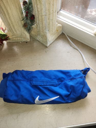 Nike (Used) handwarmer