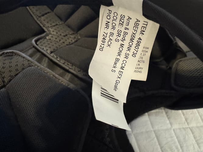 Small 2025 CCM EFlex 6 Goalie Chest Protector (New)