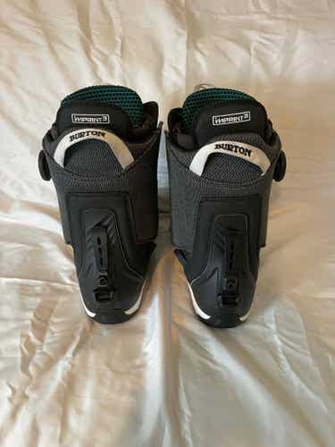Burton Step On Women’s Ritual  Snowboard Boots – Size 7 – Very Good Condition Includes Shipping