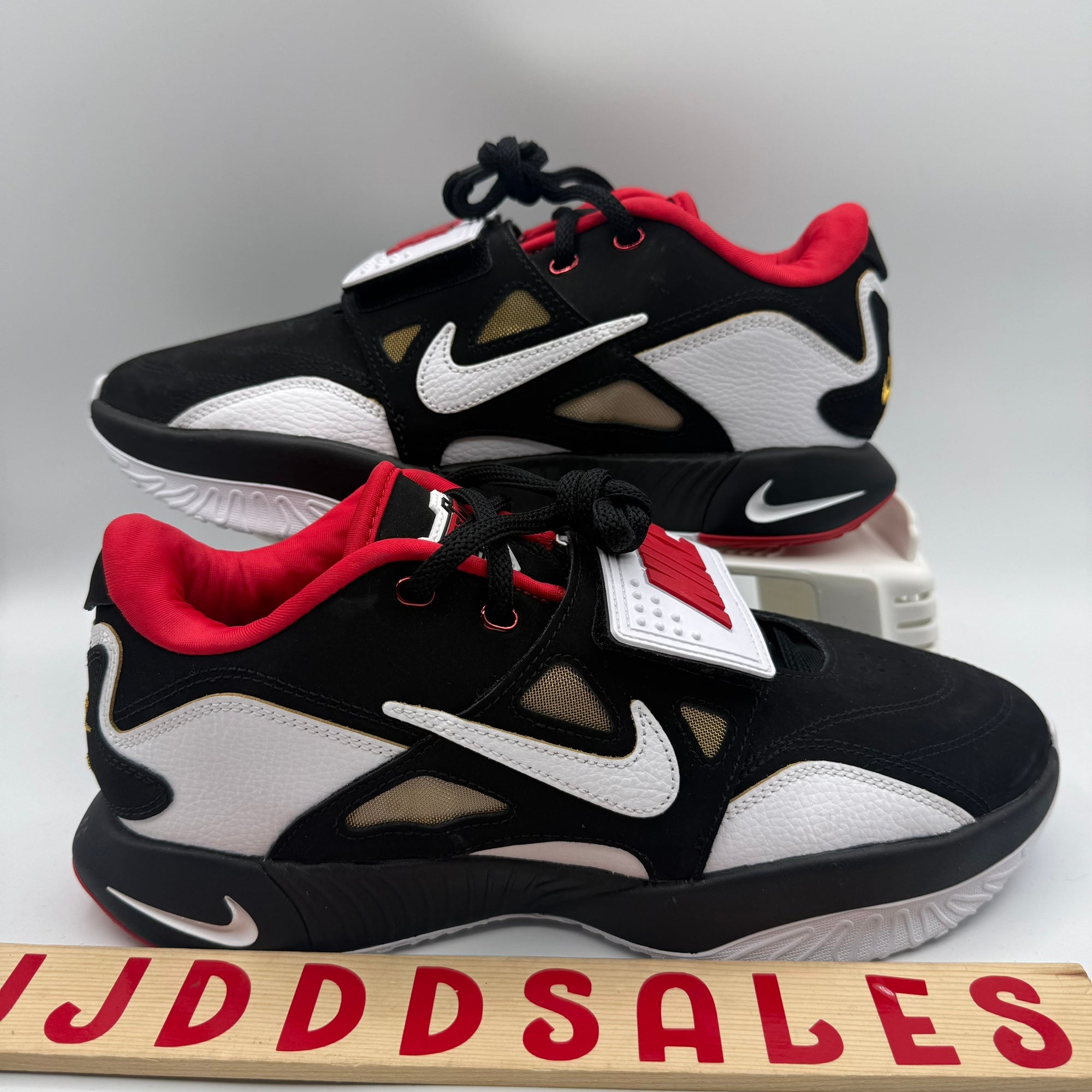 lebron primetime shoes