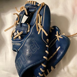 Marucci Night shift RH Infield Baseball Glove 11.5" (Used)