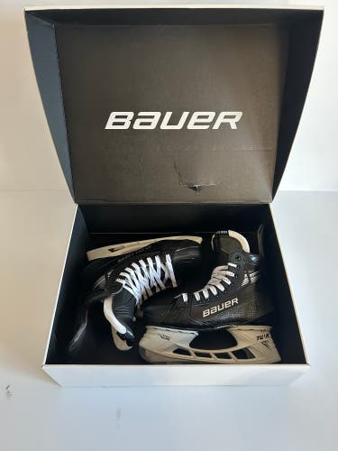 New Size 7 Fit 2 Bauer Vapor Hyperlite 2 Pro Stock Hockey Skates